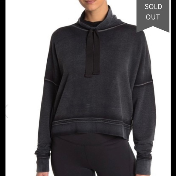 NWT $78 Free People Movement Lara Pullover Crop Sweatshirt Top Black L Large